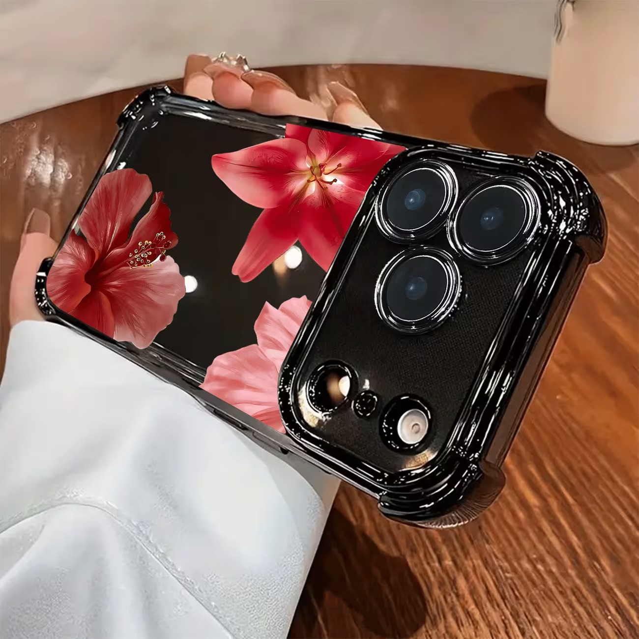Simple Flower Print Phone Case - đánh giá và giá Apple Iphone 15
